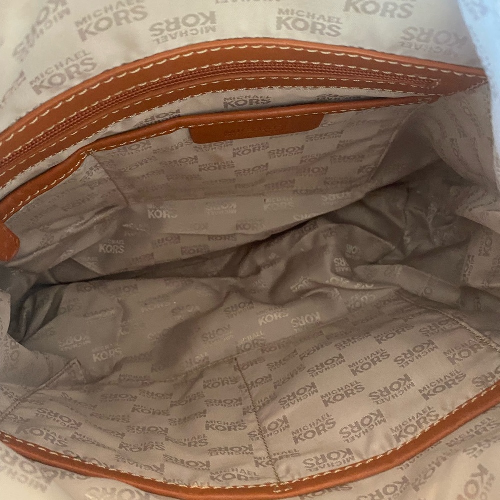 Michael Kors Bag (Burnt Tan) w/ Silver Hardware. - Picture 10 of 10